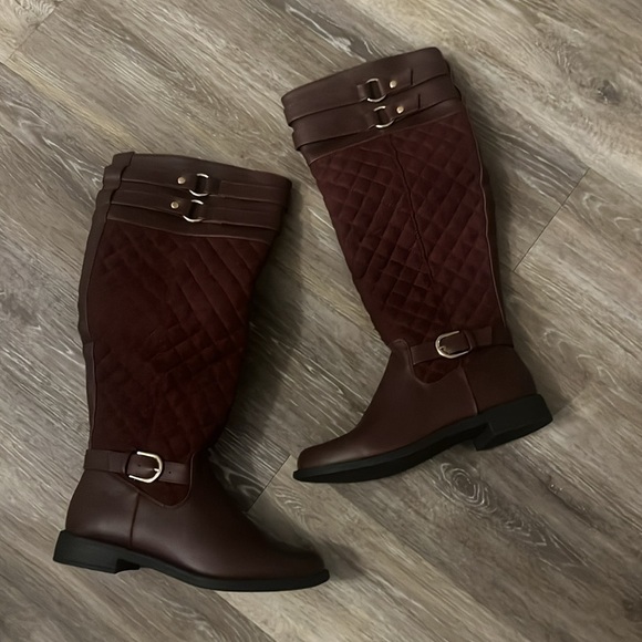 Cheyanne Mixed Material quilted low heel comfort boots wine size 7.5 NEW lined - Picture 10 of 10